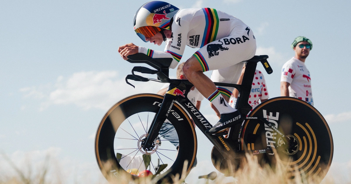 remco-evenepoel-gan-en-el-tour-de-francia-exhibici-n-en-la