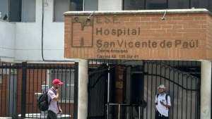 Piden la renuncia del gerente del hospital de Caldas tras investigación de la Procuraduría por irregularidades
