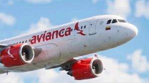 Vuelo de Avianca que cubría la ruta Medellín-Nueva York aterrizó de emergencia en Miami por fuerte turbulencia; hay nueve heridos