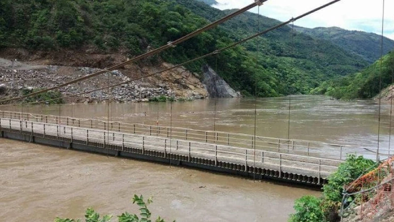 Foto de cauce alto en el río Tenche. Imagen de 2017.
