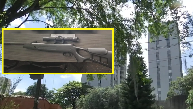 Este es el rifle que habrían usado los menores para disparar a transeúntes cercanos a este edificio de Belén. Foto: TANoticias y Cortesía
