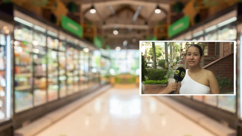 La imagen describe en el fondo el supermercado en liquidación y en detalle una de las exempleadas denunciantes.