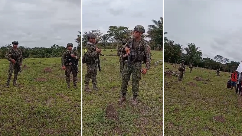 Los soldados son increpados por la comunidad y los acusan de que las tropas que realizaron el operativo asesinaron a un campesino a sangre fría. Foto: Screenshot