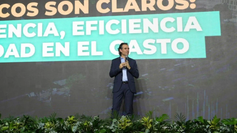El Plan de Desarrollo avanza en un 56 % de ejecución. La Administración proyecta invertir 9 billones de pesos adicionales en programas sociales y control territorial.