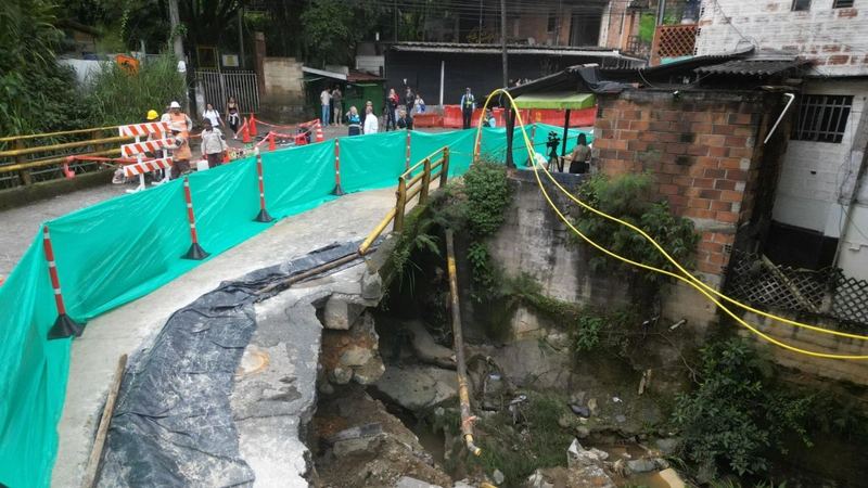 Emergencia en el puente La Limona afecta a miles de usuarios, entre ellos personas con dificultades de salud. Foto: cortesía.
