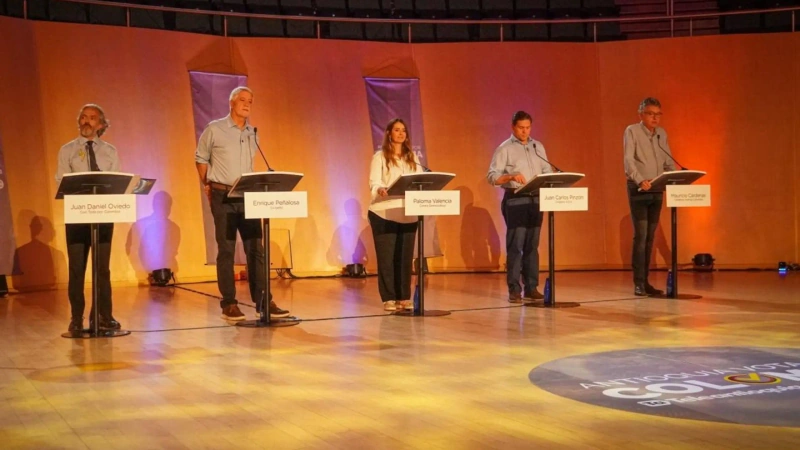 Paloma Valencia, Juan Carlos Pinzón, Enrique Peñalosa, Juan Daniel Oviedo y Mauricio Cárdenas. Foto: Teleantioquia.