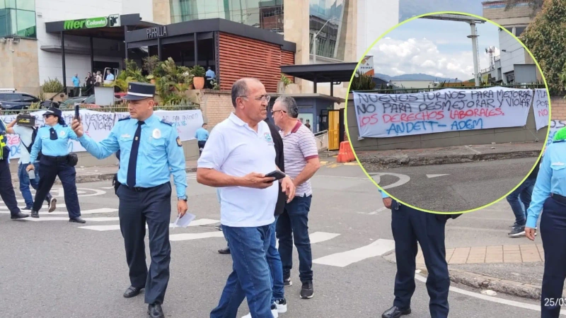 Los agentes de tránsito que protagonizaron la manifestación piden que se respeten las garantías laborales. Foto: cortesía.