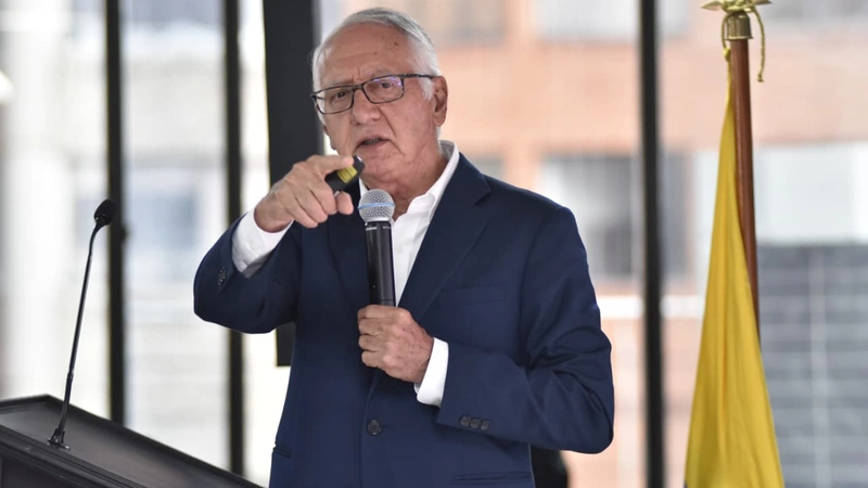 El Ministro de Salud aseguró que el Presidente de la República pidió capitalizar a la Nueva EPS. Foto: cortesía.