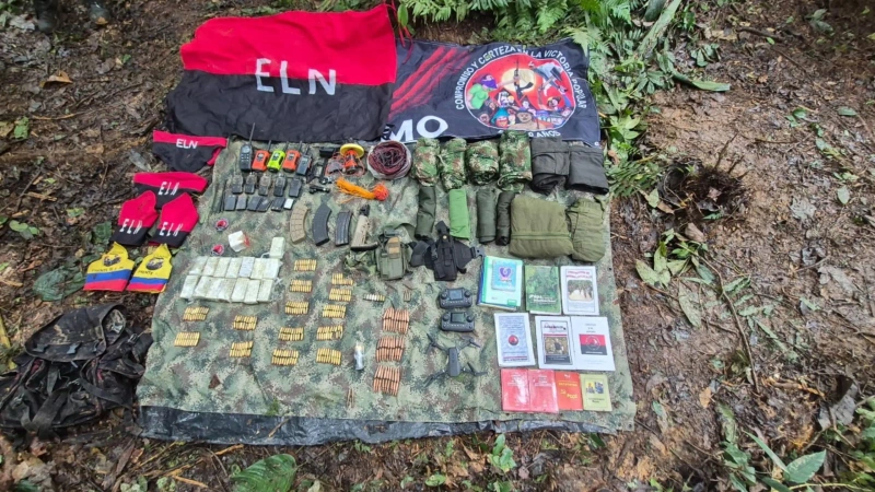 El Ejército informó que encontró más de 1.000 cartuchos de distintos calibres, junto con una granada de mortero de 40 milímetros. Foto: cortesía.