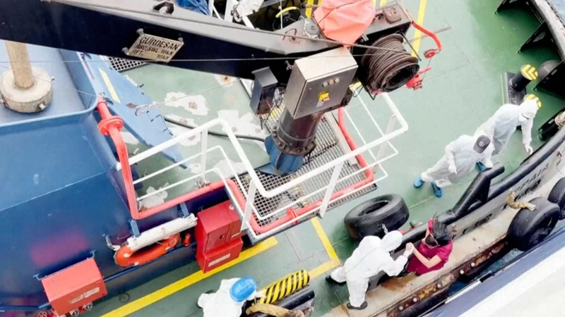 Fotografía del interior del crucero donde se registra el brote de hantavirus: Foto: tomada de AP Noticias