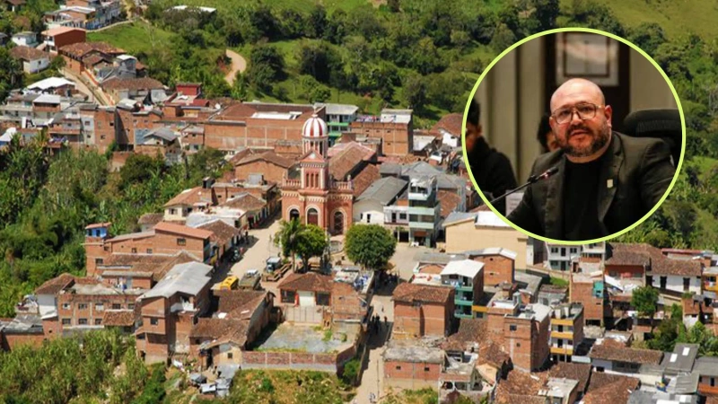 Rodríguez aseguró que las autoridades ya habrían identificado las mesas en las que, según su versión, se presentaron esas supuestas irregularidades. Foto: cortesía.
