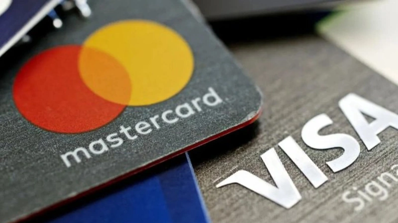 Desde este 6 de junio Visa y Mastercard dejarán de operar en Cuba. Foto: tomada de X @PanAmPost_es