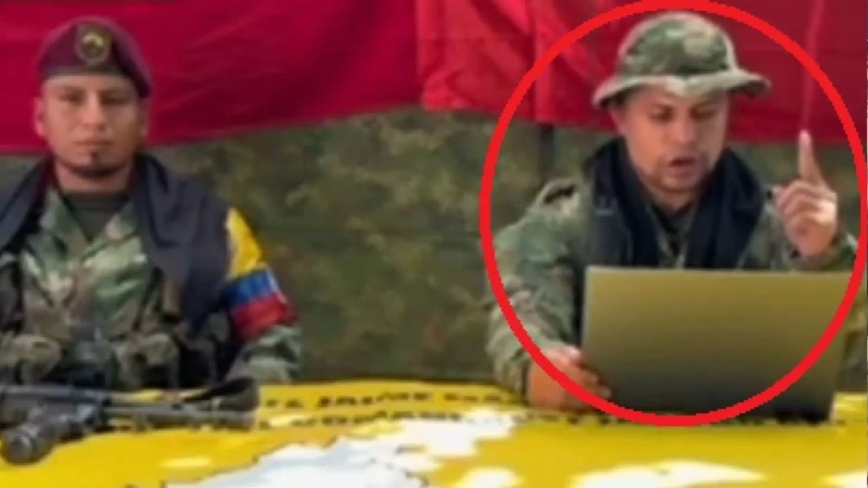 '. La grabación, difundida en redes sociales durante el fin de semana, generó interrogantes sobre el resultado de una operación militar que, inicialmente, lo había dado por neutralizado. Foto: captura de video