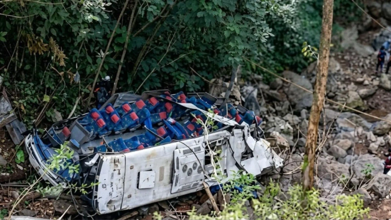 Bus siniestrado con egresados del Liceo Antioqueño de Bello. Foto: cortesía