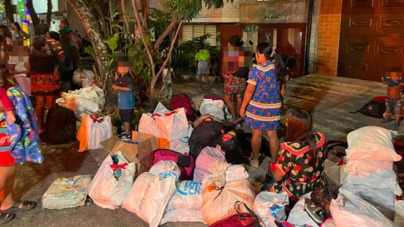 Las familias indígenas provenían del sector el 90. Foto: cortesía Alcaldía de Medellín