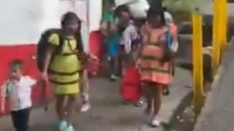 Las familias que arribaron a la capital antioqueña provienen de la comunidad El 90, ubicada en el corregimiento de Tutunendo, zona rural de Quibdó. Foto: captura de video