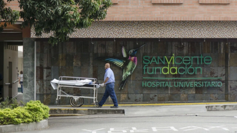 La alta demanda obliga a pacientes a permanecer en urgencias mientras esperan una cama. Foto: cortesía