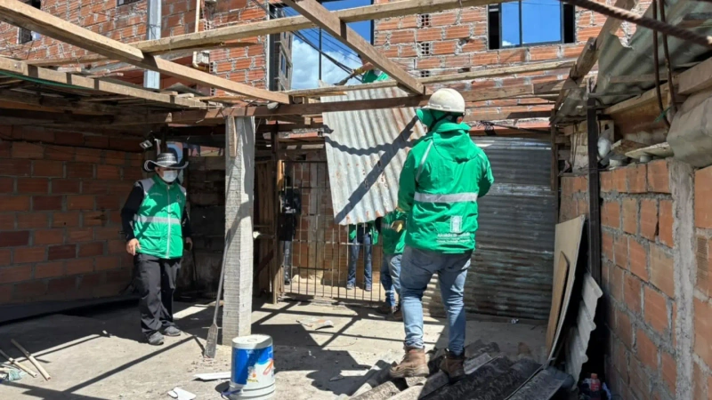 Las autoridades anunciaron apoyo para las personas que deban salir de sus viviendas. Foto: cortesía Alcaldía de Medellín