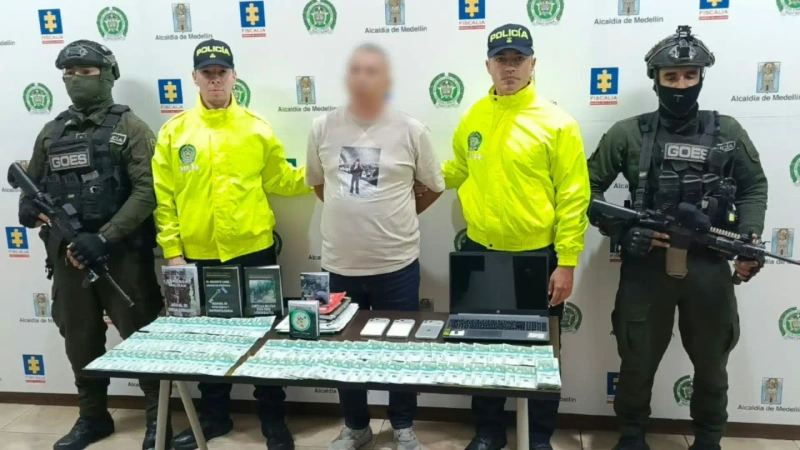 Durante el procedimiento le incautaron 16 millones de pesos en efectivo y otros elementos. Foto: cortesía Dijín