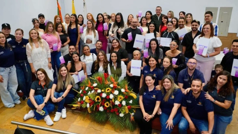 Estos establecimientos son considerados como puntos de encuentro y acompañamiento cotidiano para la ciudadanía. Fotos: cortesía Alcaldía de Envigado