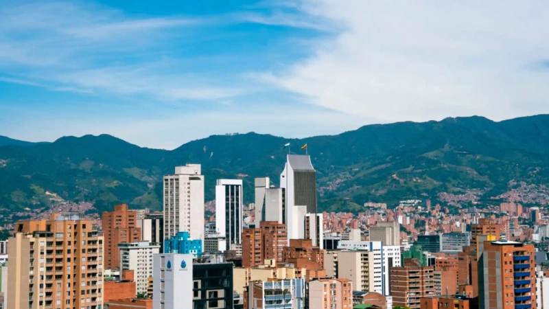 La principal recomendación es conducir con precaución. Fotos: cortesía Alcaldía de Medellín