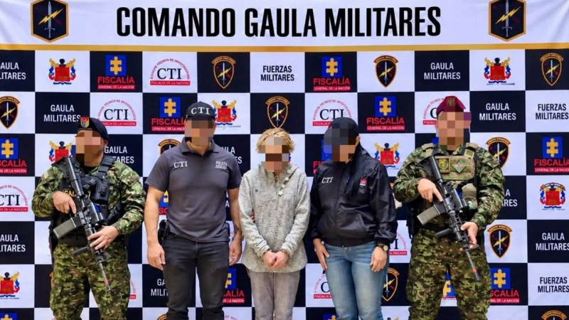 La mujer también es investigada en Colombia por varios delitos. Foto: cortesía Ejército Nacional