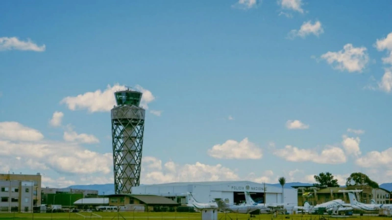 Según el comunicado oficial, la Aeronáutica Civil activó sus protocolos internos y notificó a las autoridades tras conocer el caso. Foto: cortesía Aeronáutica Civil
