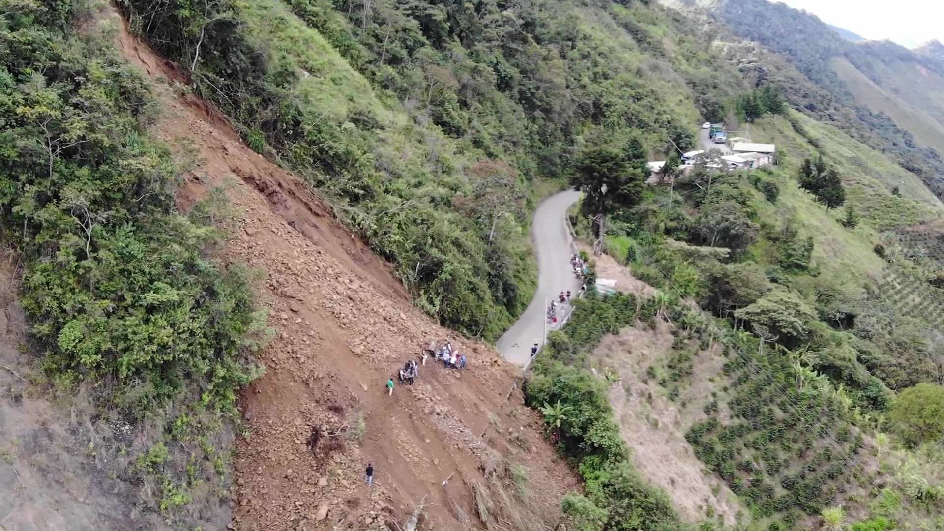 Deslizamientos e inundaciones
