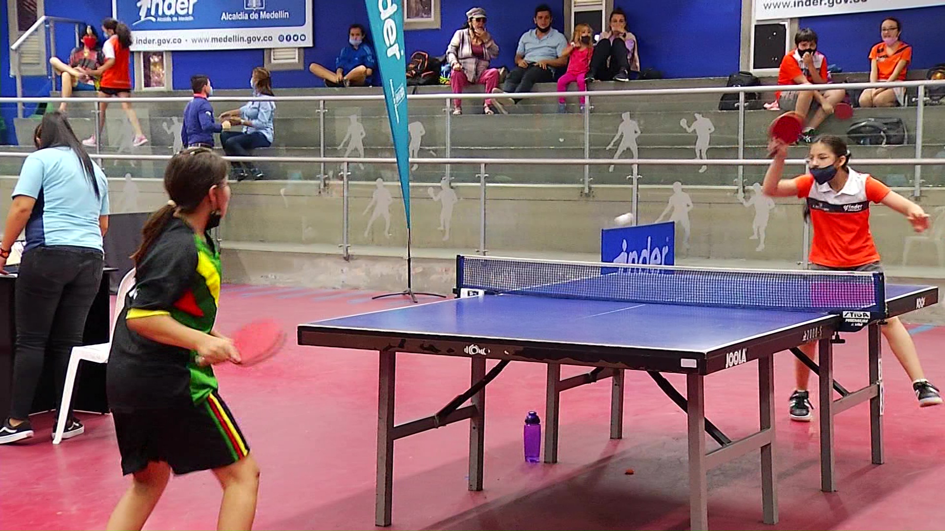 Festival infantil de tenis de mesa en Medellín