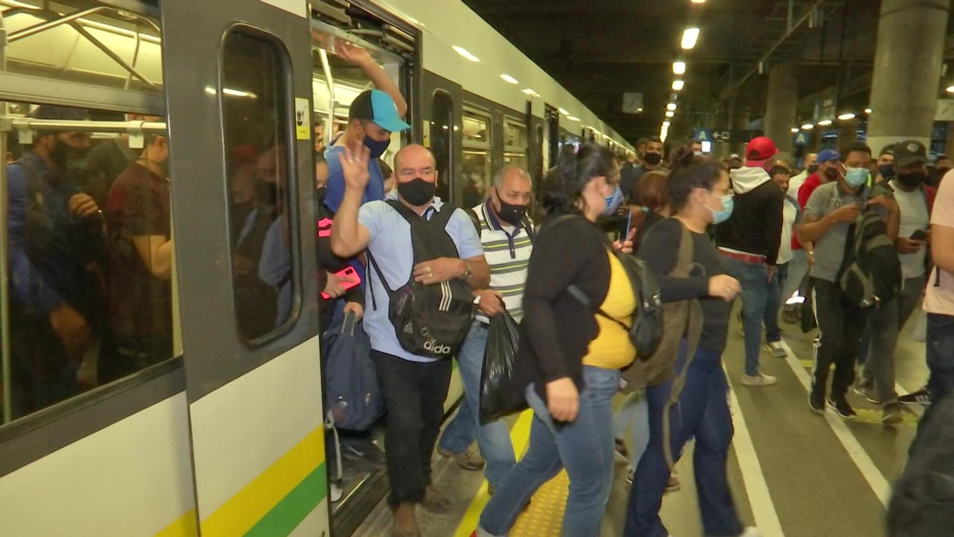 Reparos a ventilación en Metro, empresa la defiende