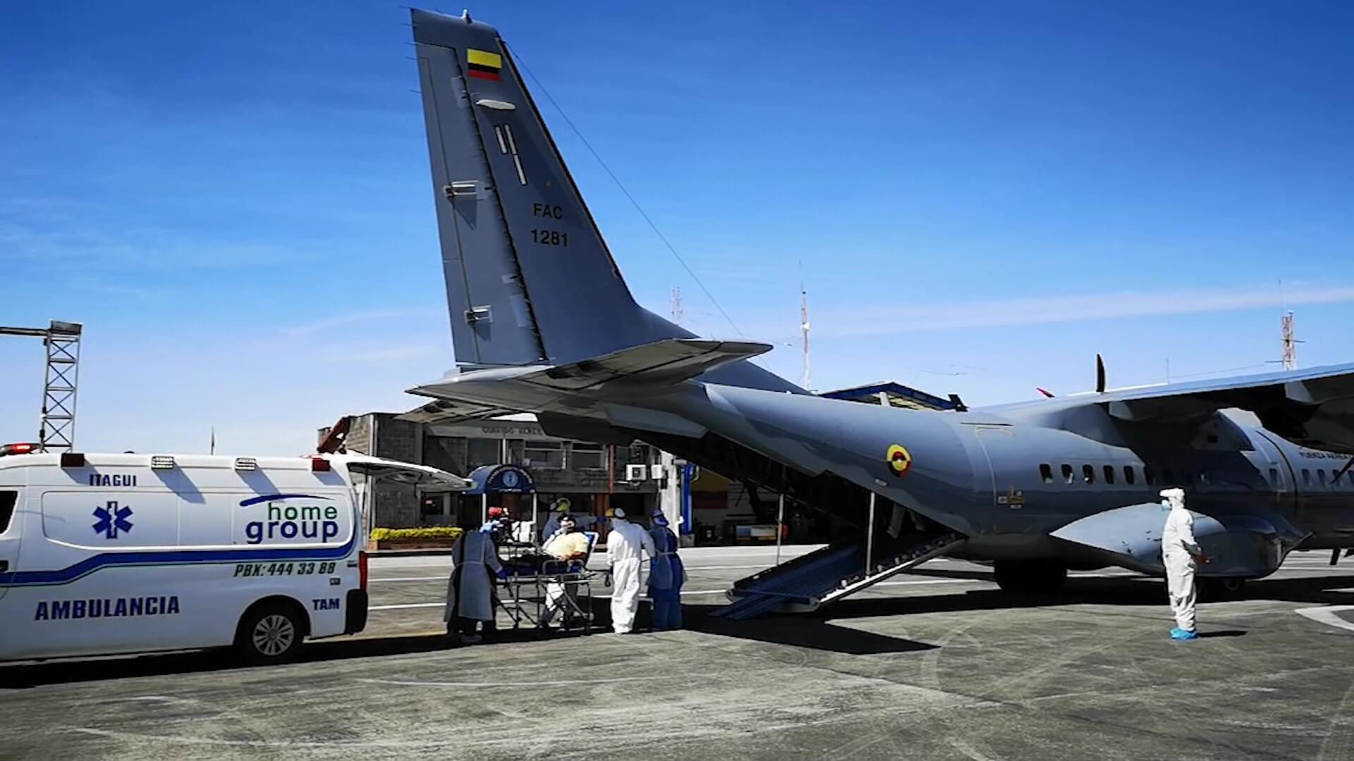 116 pacientes de UCI han sido trasladados en avión