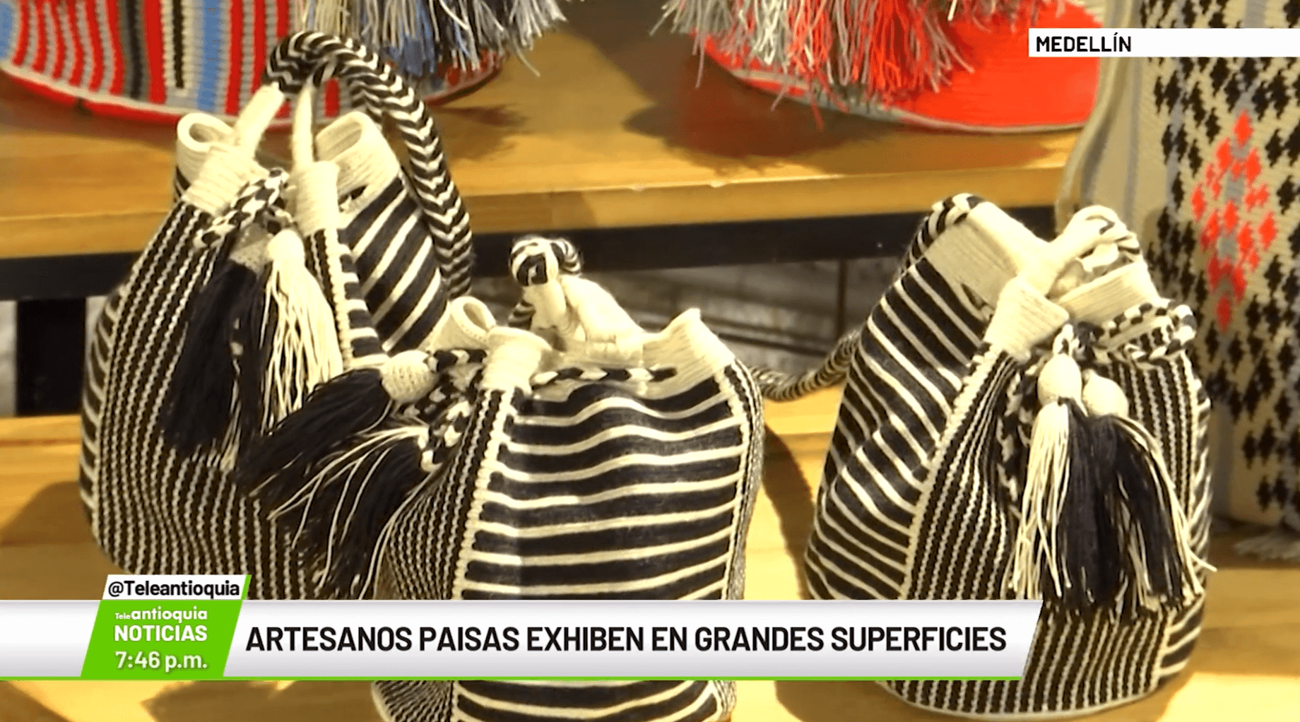 Artesanos paisas exhiben en grandes superficies