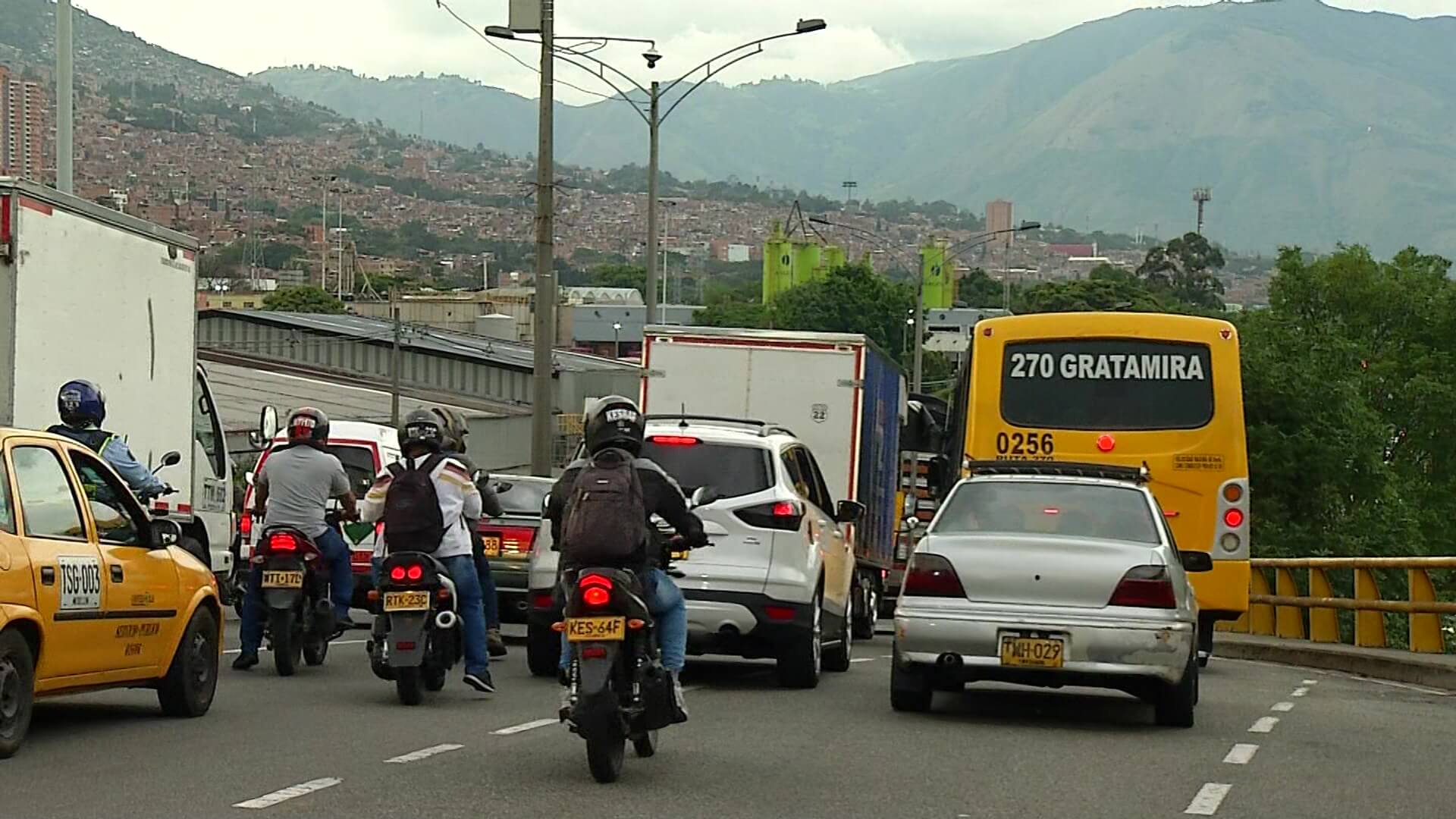 Caos vehicular en la Autopista Norte