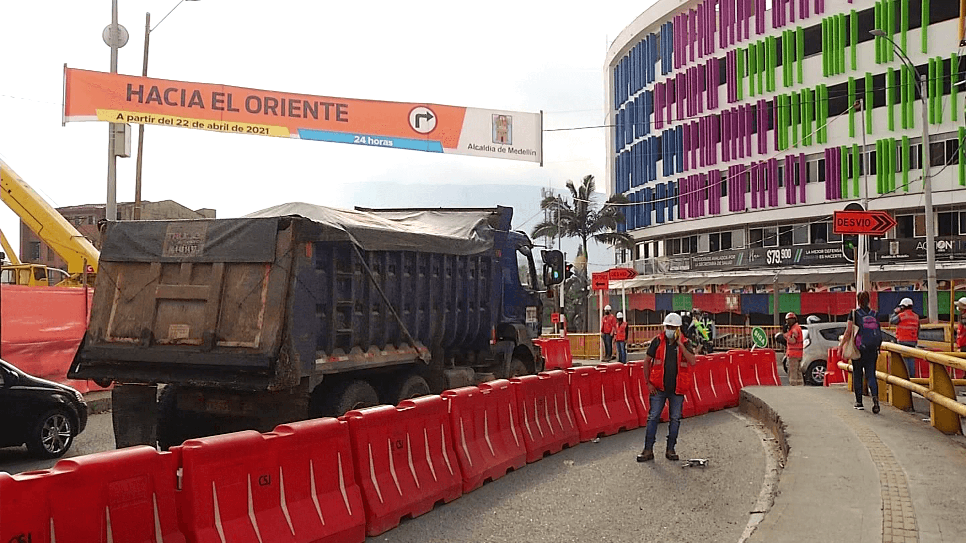 Inició el cierre de la calle San Juan con la Carrera 80