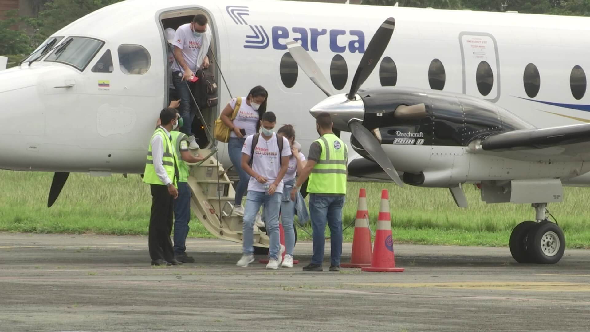 Misión Colombia: llegan 36 profesionales de salud