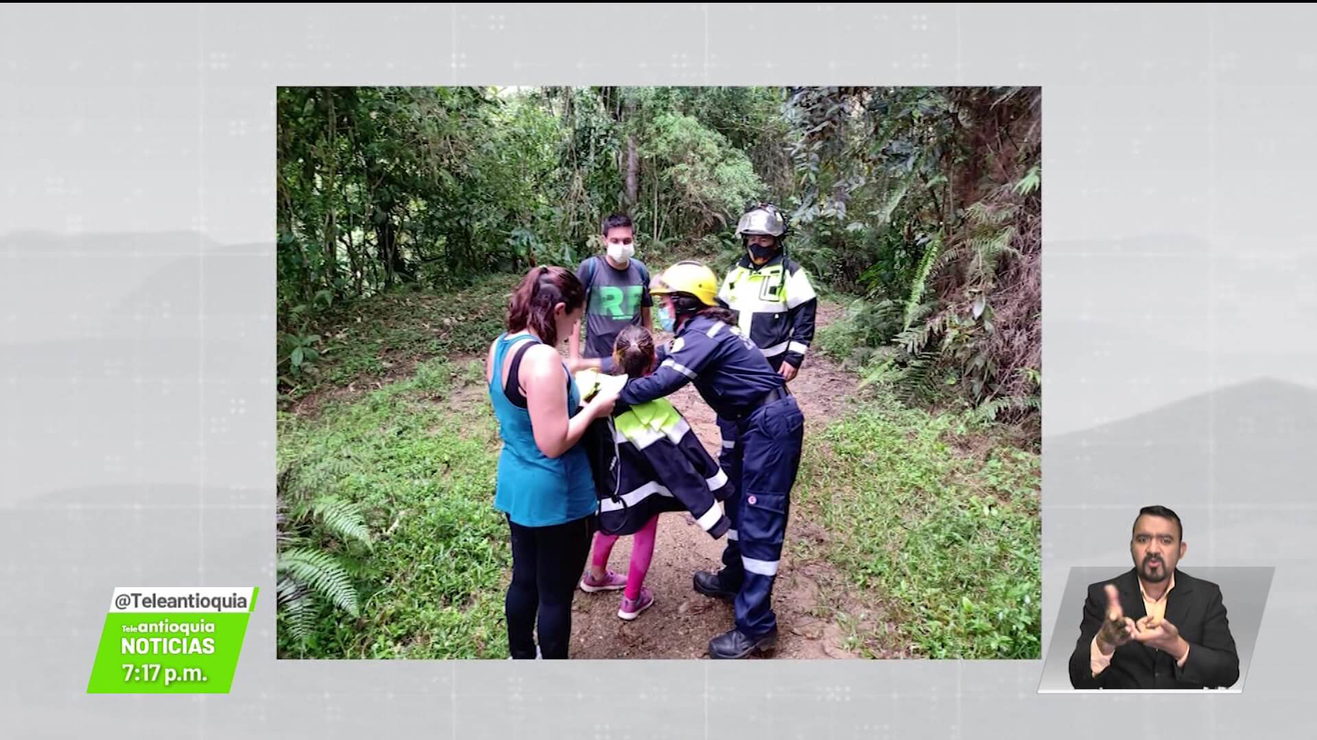 Rescatan tres personas en la reserva El Romeral