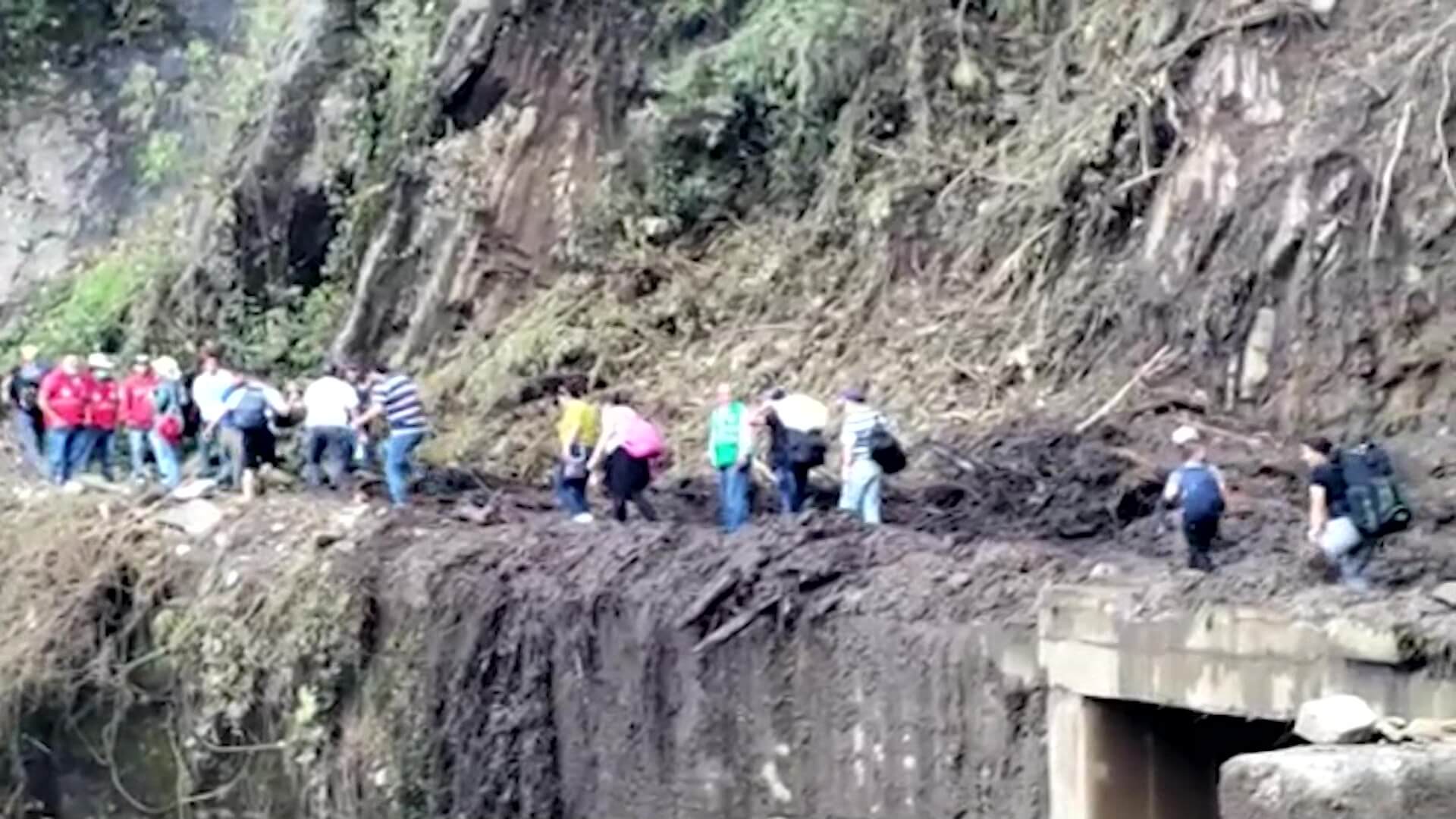 Van 71 emergencias en actual temporada de lluvias