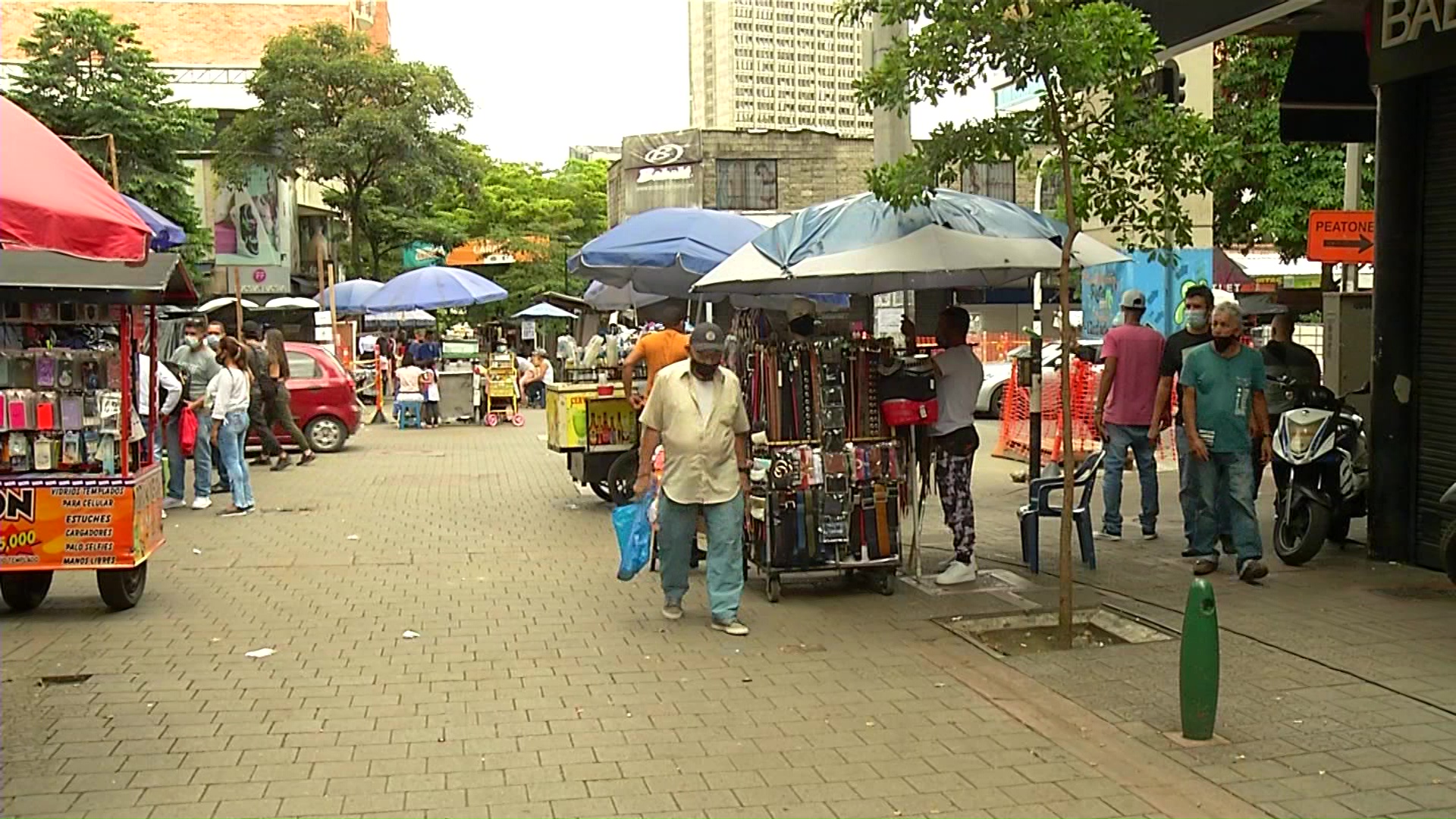 Comercialmente abierto el centro de domingo a domingo