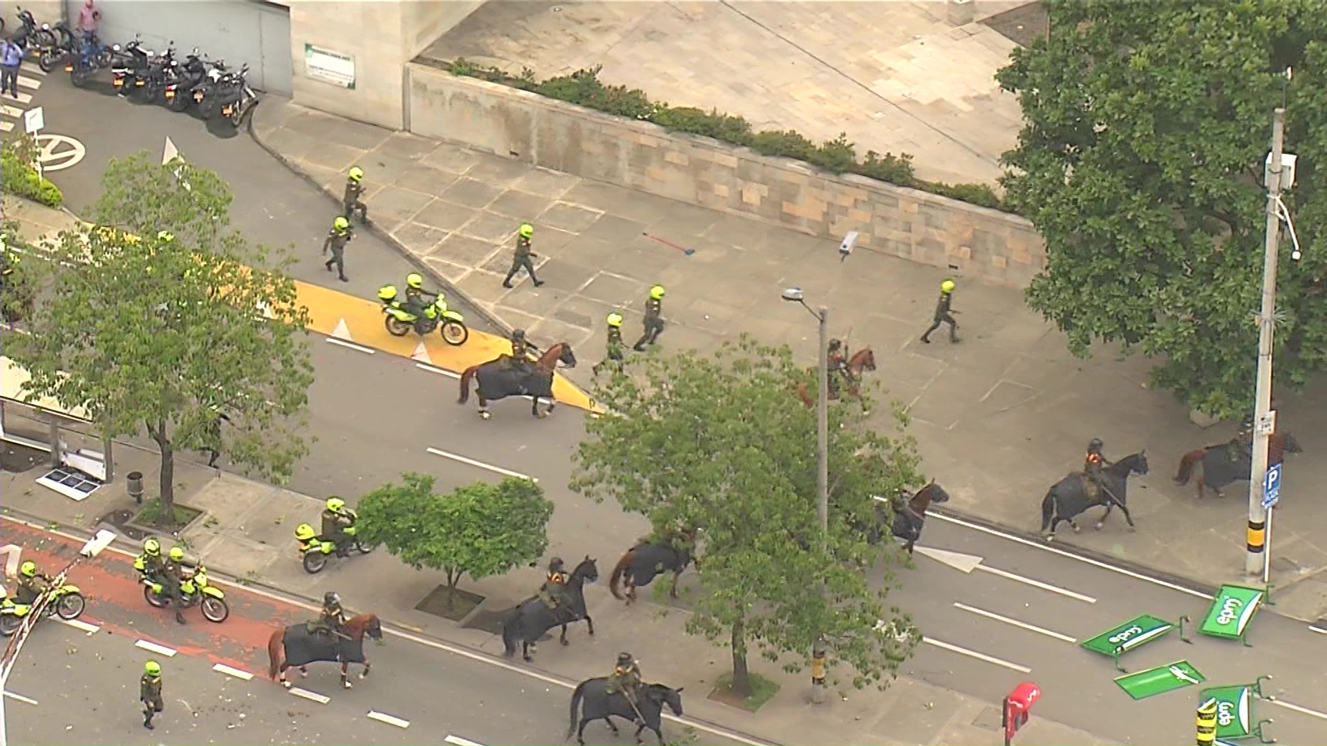 Controversia por presencia de caballos en protestas