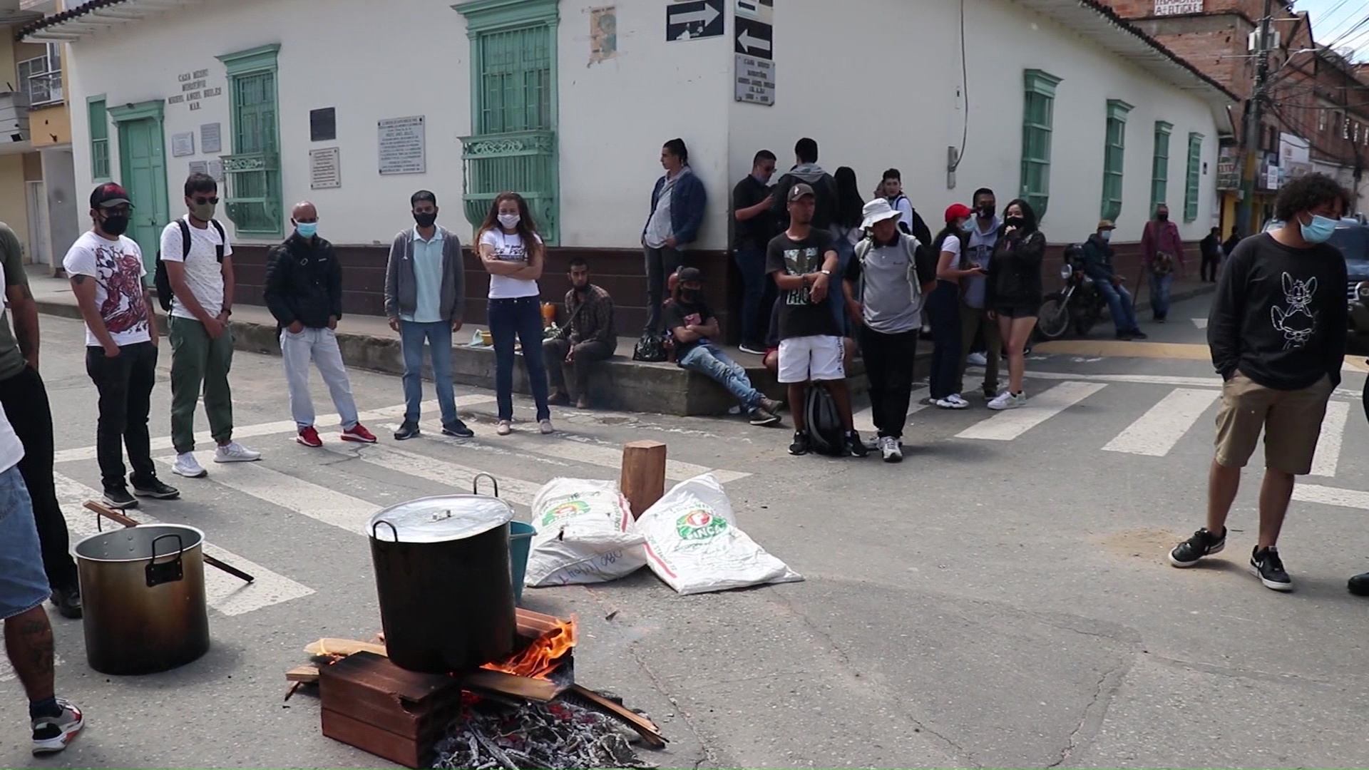 Frijolada cultural para protestar contra el Gobierno