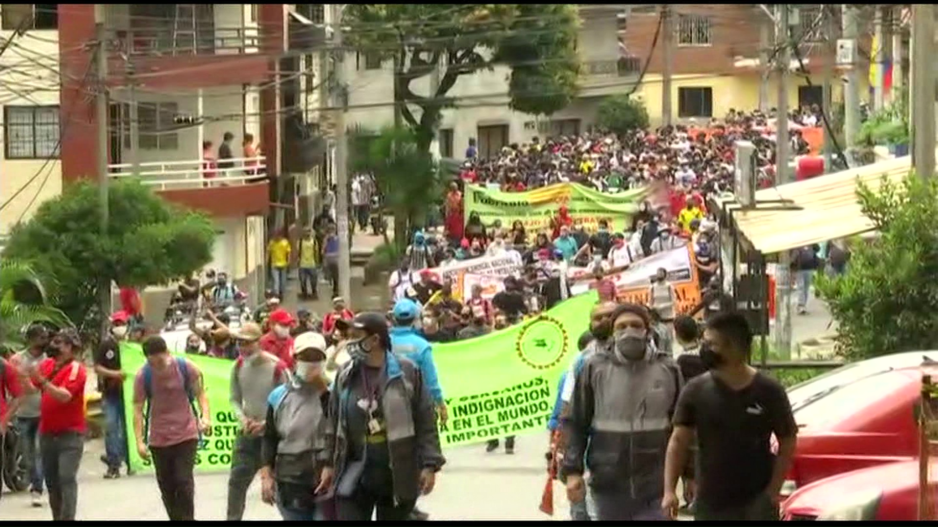 Marcha del 1 de mayo recorre barrios populares