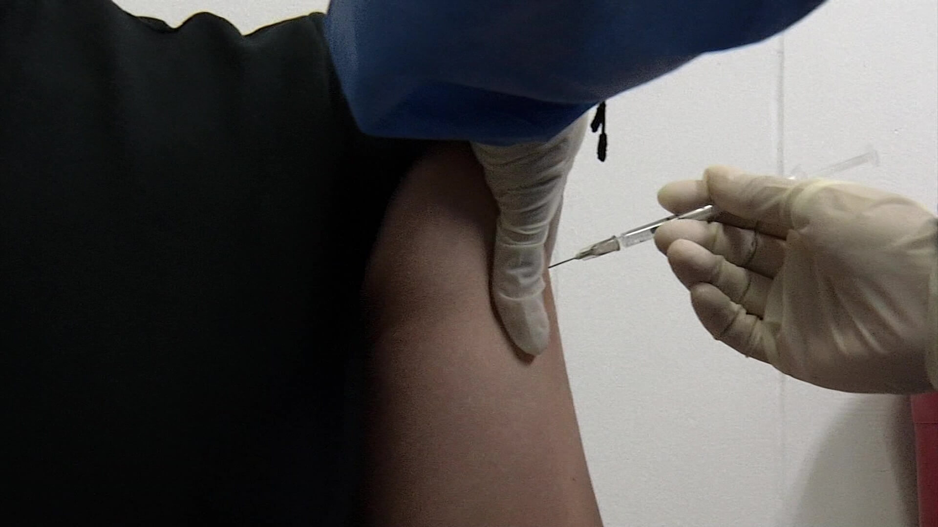 A UCI no están llegando personas con vacunación completa