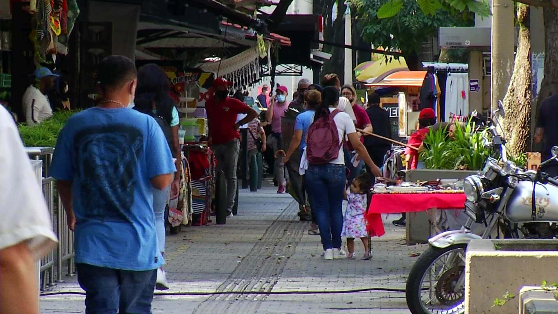 Ahorrar, pagar deudas e invertir, usos posibles de la prima