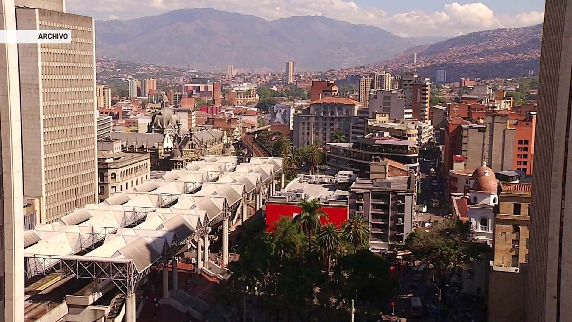 Área metropolitana mantiene sus competencias