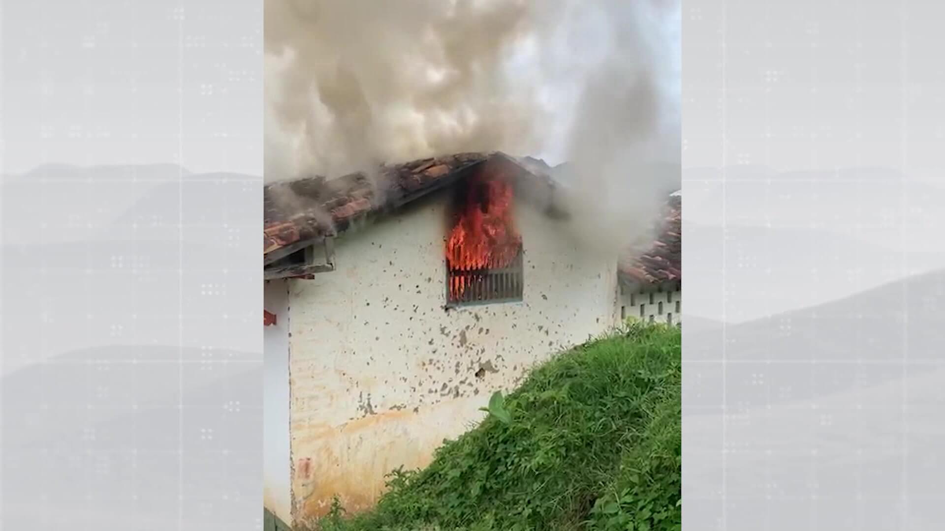 Incendio destruyó parte de la Casa de la Cultura de Urrao