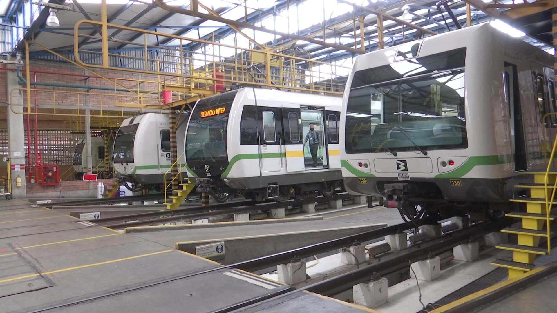 Metro ya reensambló dos trenes de primera generación