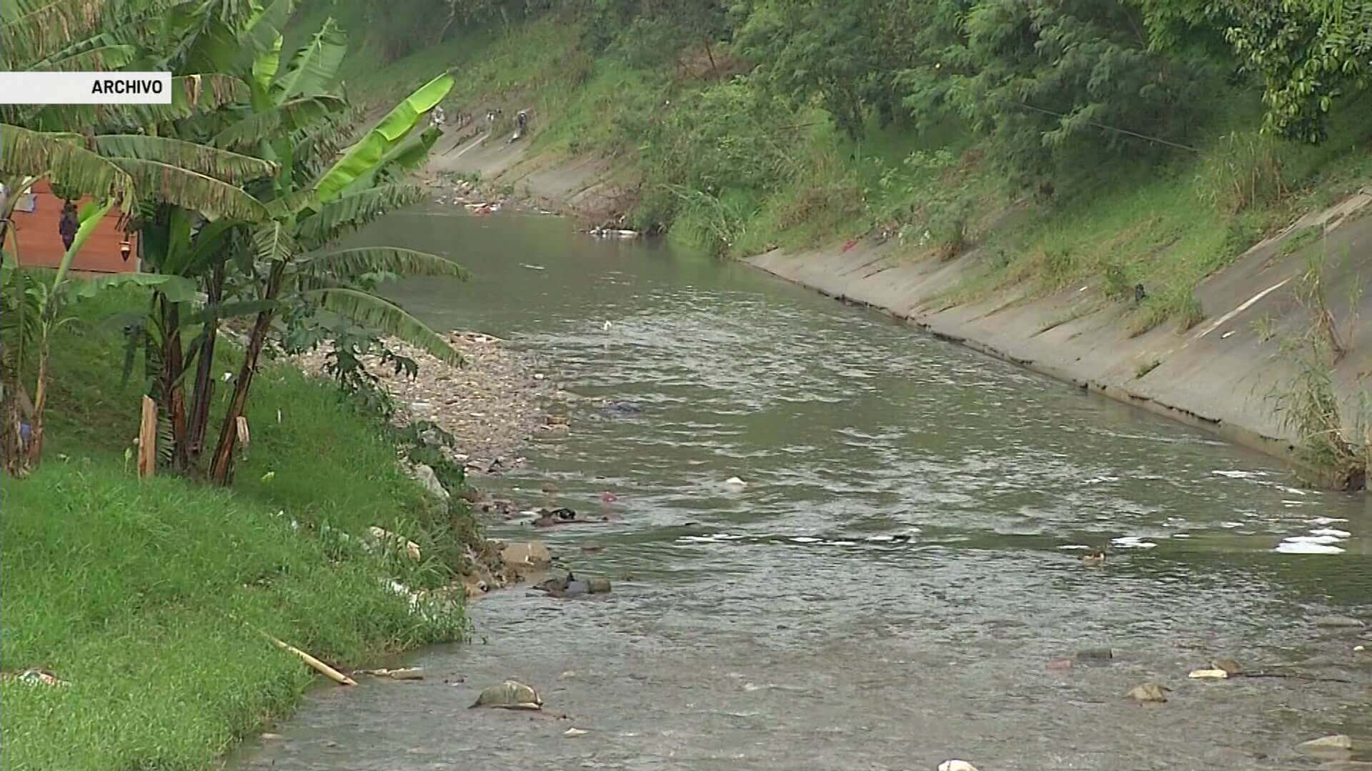 Recuperan quebrada La Iguaná