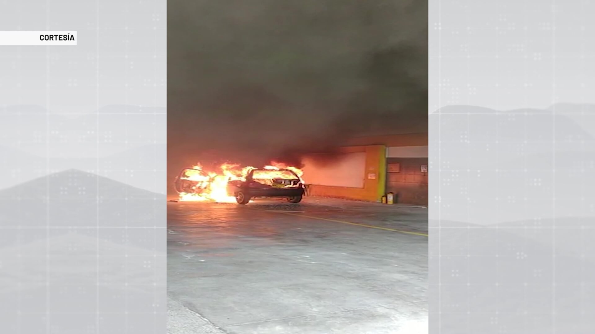 Se incendió un vehículo dentro de un CDA