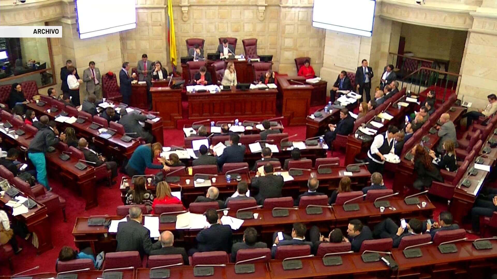 Terminó otra legislatura. Congreso regresará el 20 de julio