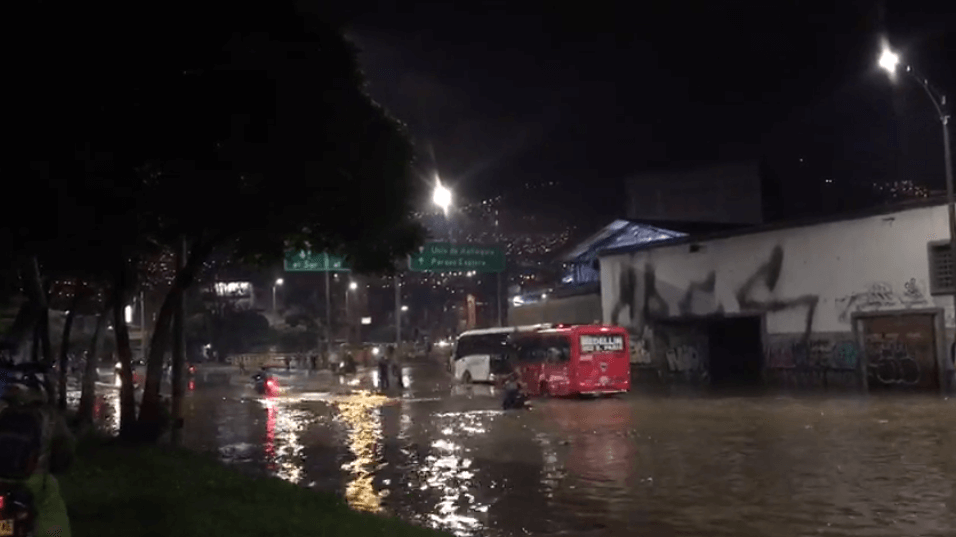 Afectaciones por lluvias en diferentes zonas